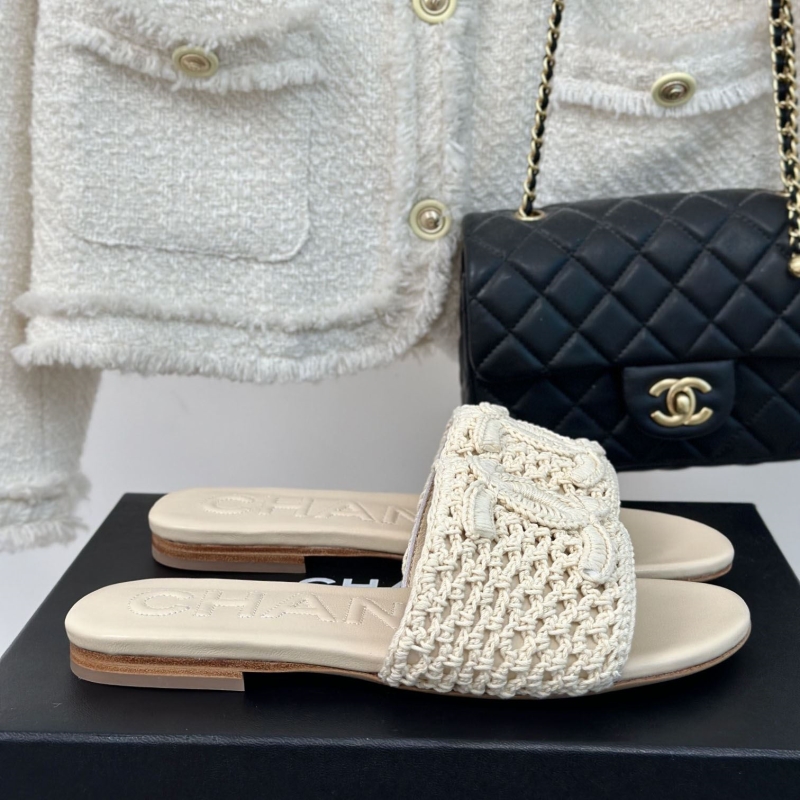 Ch*el slippers